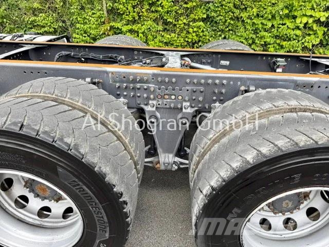 Volvo FM 410 / 8x4 / Blatt - Luft / Eu6 Kuorma-autoalustat