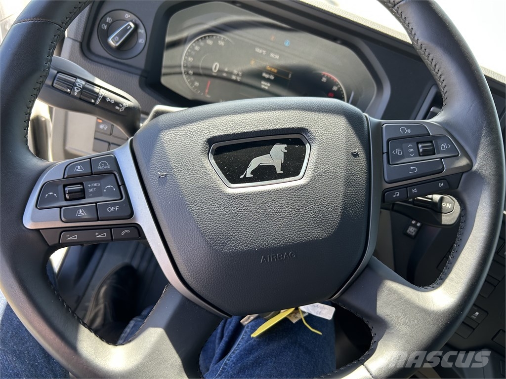 MAN TGX 28.520 Sanduk kamioni