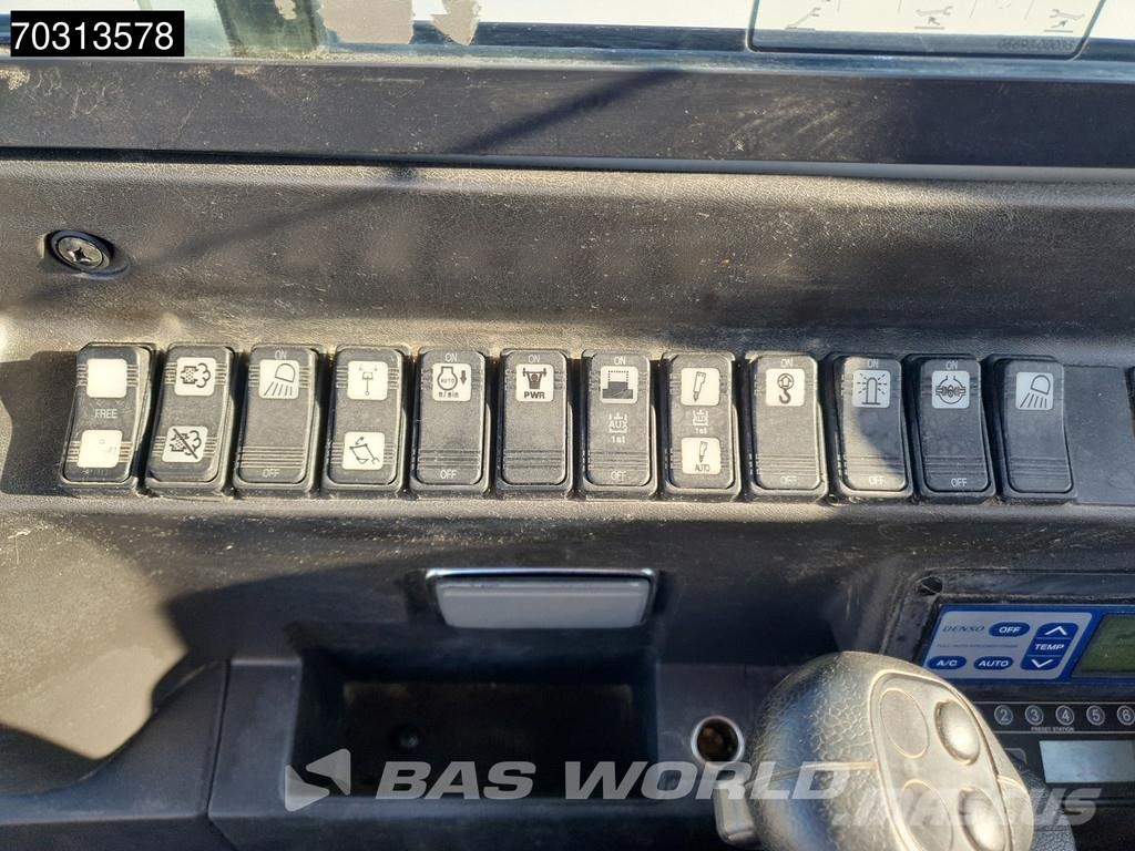 Takeuchi TB295 W Excavadoras de ruedas
