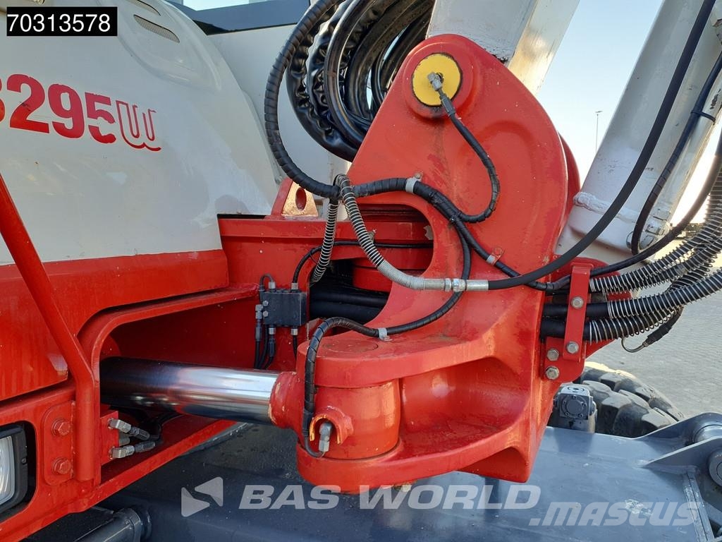 Takeuchi TB295 W Excavadoras de ruedas