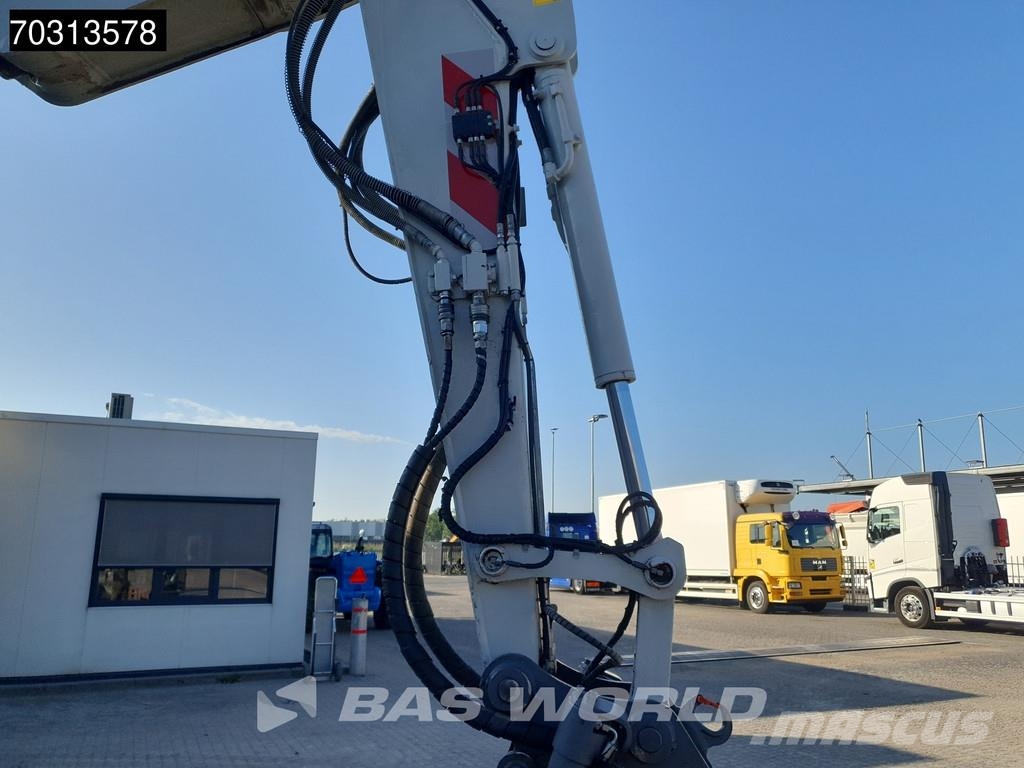 Takeuchi TB295 W Excavadoras de ruedas