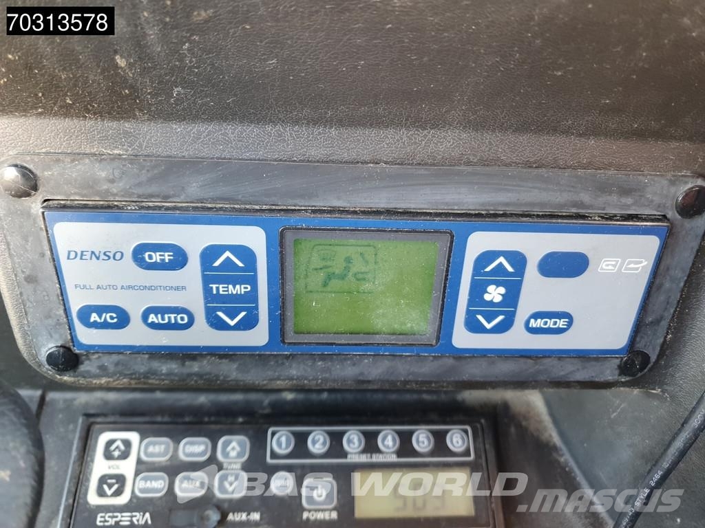 Takeuchi TB295 W Excavadoras de ruedas