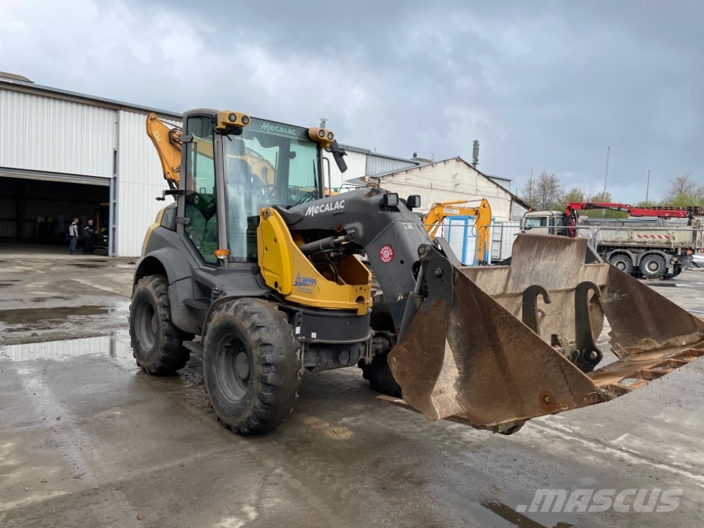 Mecalac AS900 Cargadoras sobre ruedas