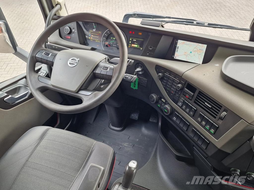 Volvo FH 13.500 6x2/4 Low roof - MA chassis - PTO/Hydrau Motrici e Trattori Stradali