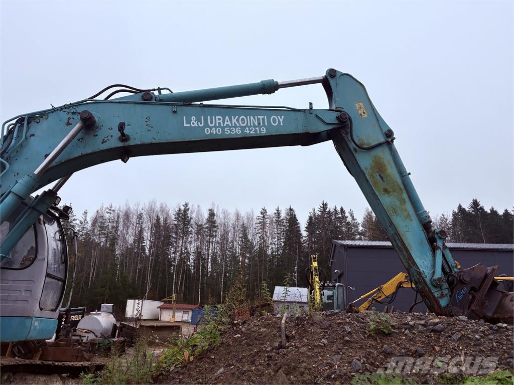 Kobelco SK235SR Excavadoras sobre orugas