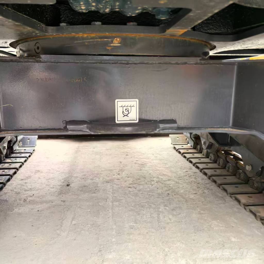 XCMG XE26U Bagri goseničarji