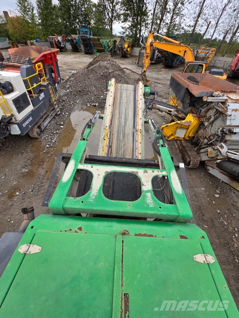 McCloskey J40 Mobile Brecher