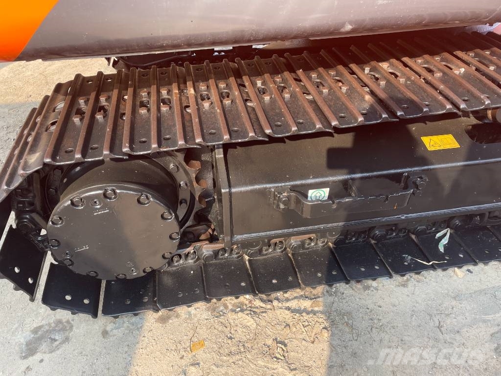 Hitachi ZX 130 Lánctalpas kotrók