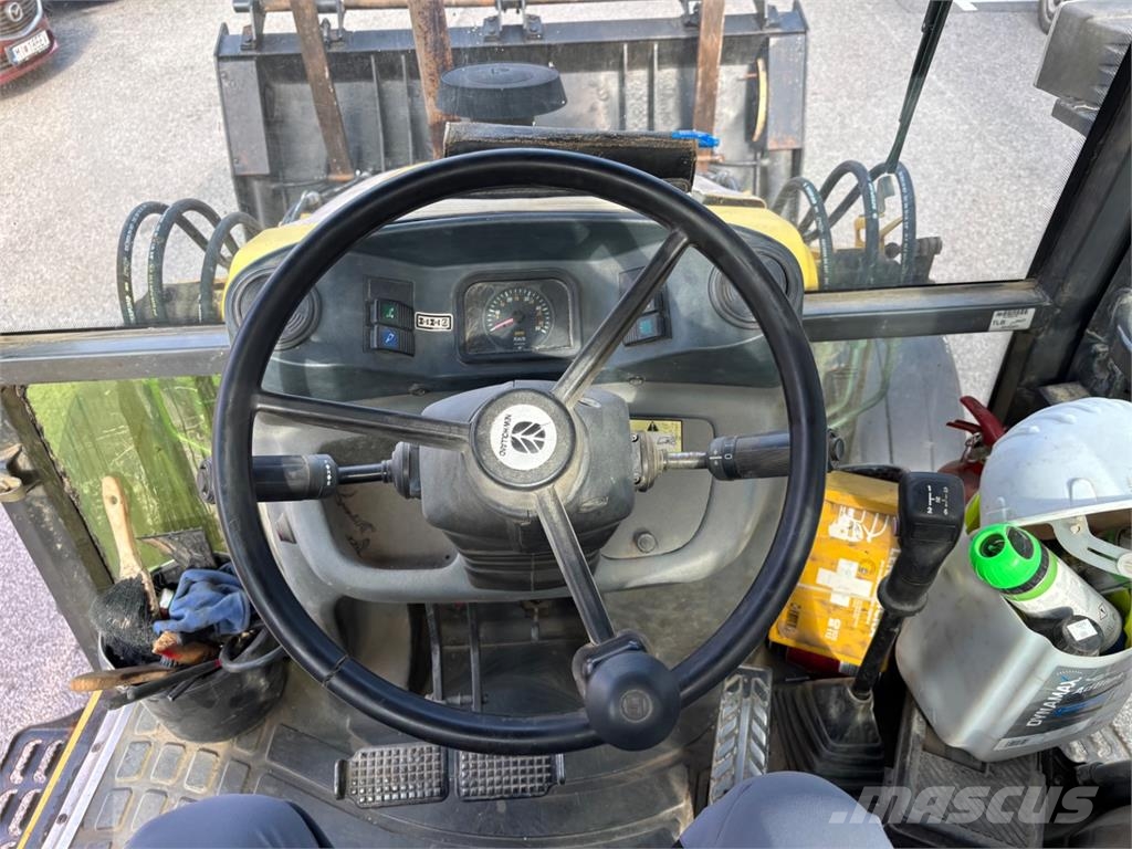 New Holland LB 110 B - 4BT 4X4 معدات البناء - غير ذلك
