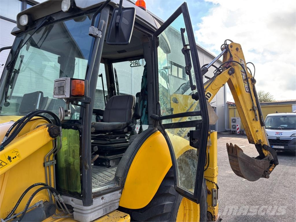 New Holland LB 110 B - 4BT 4X4 معدات البناء - غير ذلك