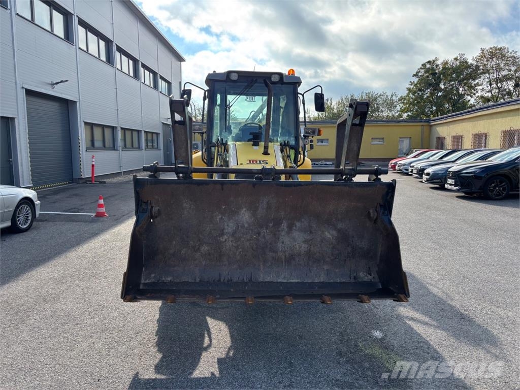 New Holland LB 110 B - 4BT 4X4 معدات البناء - غير ذلك
