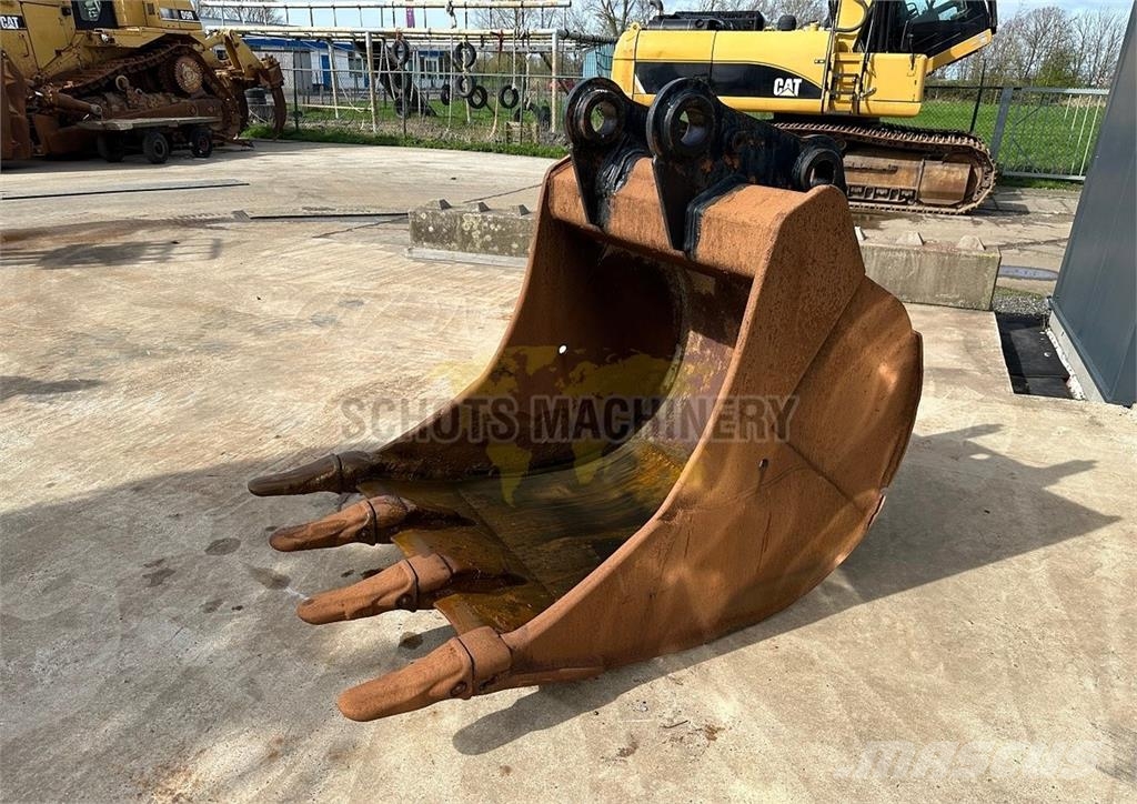 CAT GP Digging Bucket (2 cbm) Schaufeln