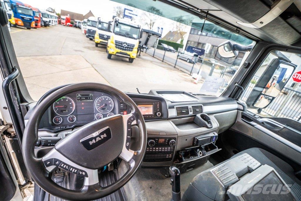 MAN TGS 35.440 BL - PK 33002/4xhydr. 훅 리프트 트럭