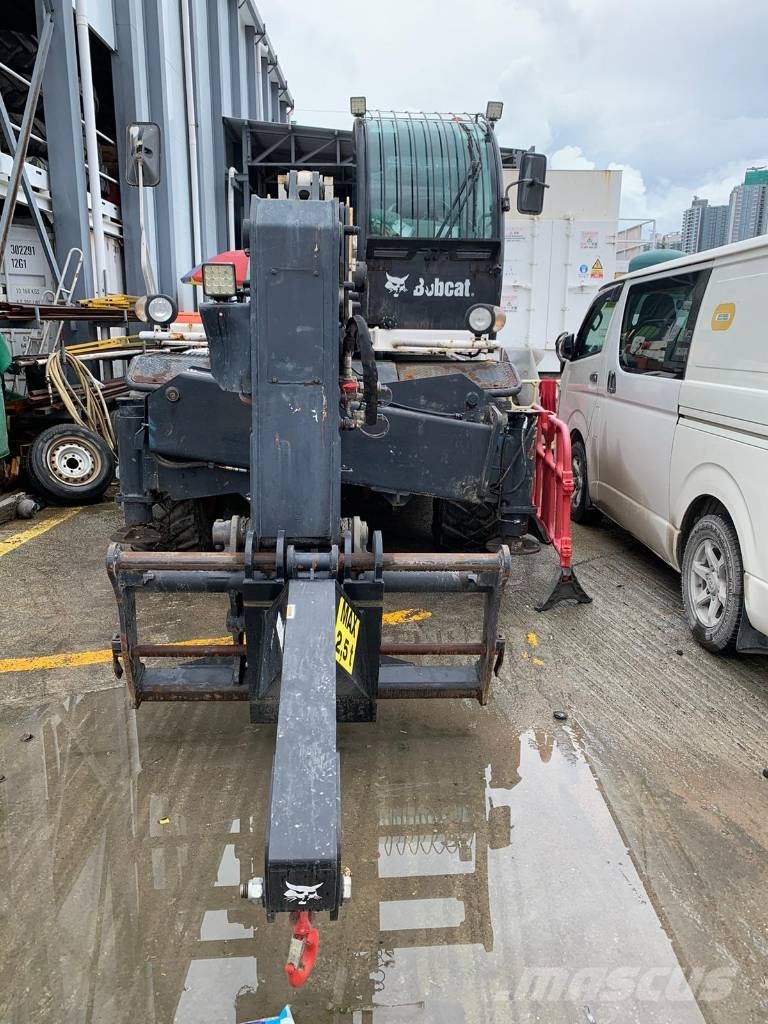 Bobcat Telehandler TR50210 テレスコーピックハンドラー