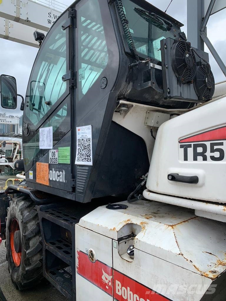 Bobcat Telehandler TR50210 テレスコーピックハンドラー
