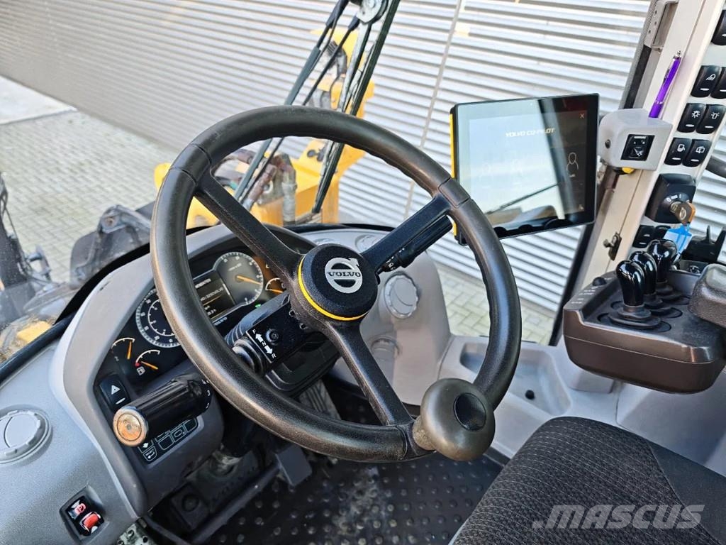 Volvo L110H BSS German Machine Full Volvo Service Histor ホイールローダー・タイヤショベル