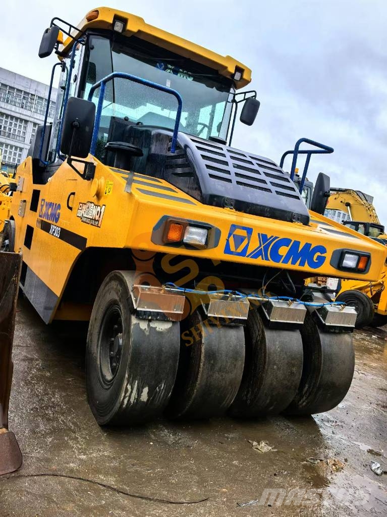 XCMG XP 303 Kombinētie veltņi