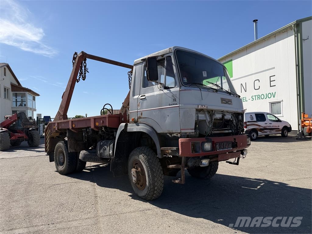VIN 763 - LIAZ 151.260 reťazový naťahovač kontajnerov Скиповые погрузчики