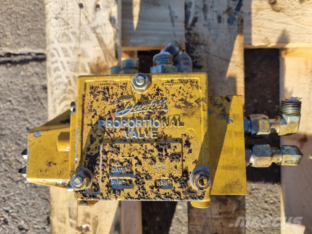 CAT 320 HYDRAULIC BLOCK Hydraulik