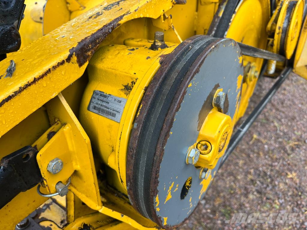 Sampo 2045 HT 3,9 m Combine harvesters