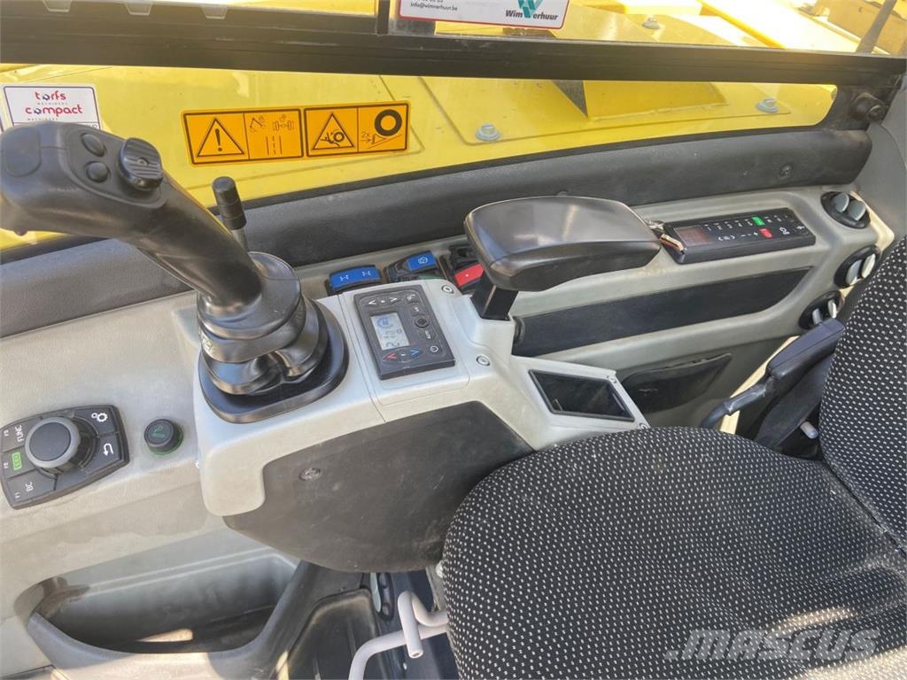 Wacker Neuson EW100 (7057) Wielgraafmachines