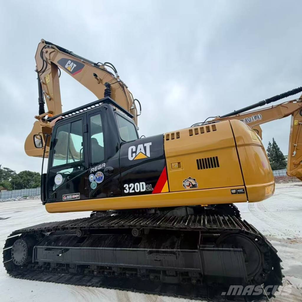 CAT 320 D2L Bagri goseničarji