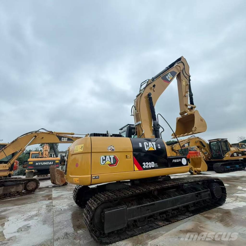 CAT 320 D2L Bagri goseničarji