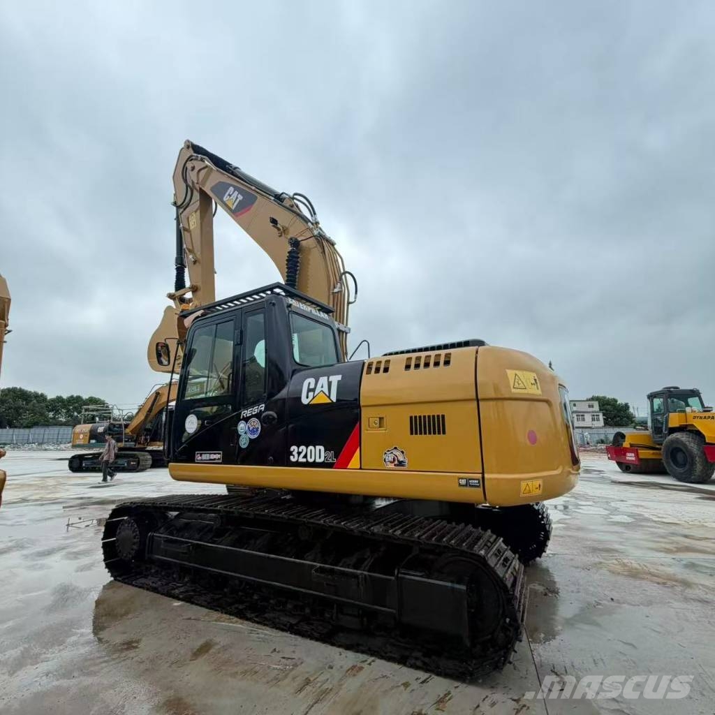 CAT 320 D2L Bagri goseničarji