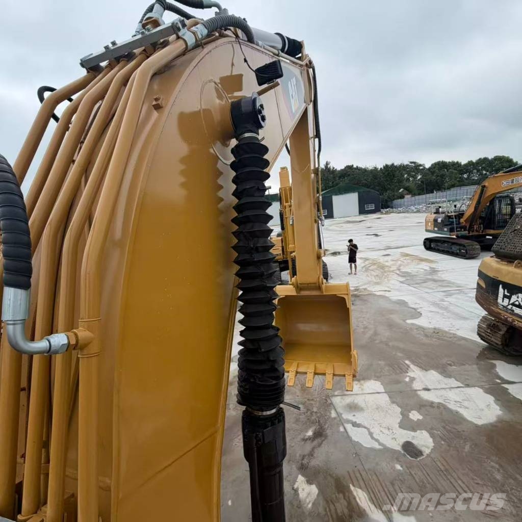 CAT 320 D2L Bagri goseničarji