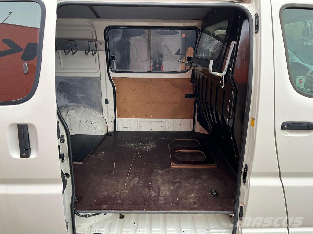 Toyota HiAce 4x4 Furgonetas de caja cerrada
