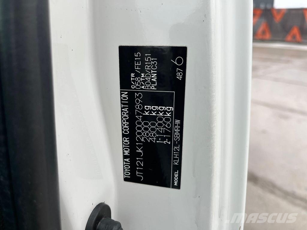Toyota HiAce 4x4 Furgonetas de caja cerrada