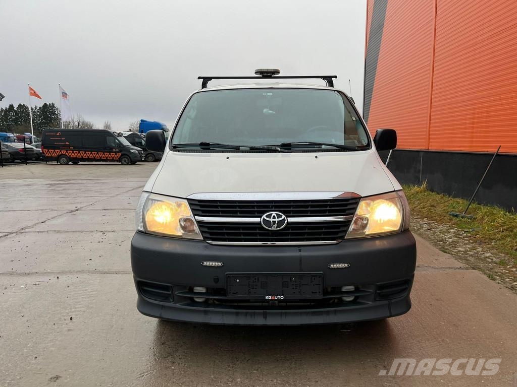 Toyota HiAce 4x4 Furgonetas de caja cerrada