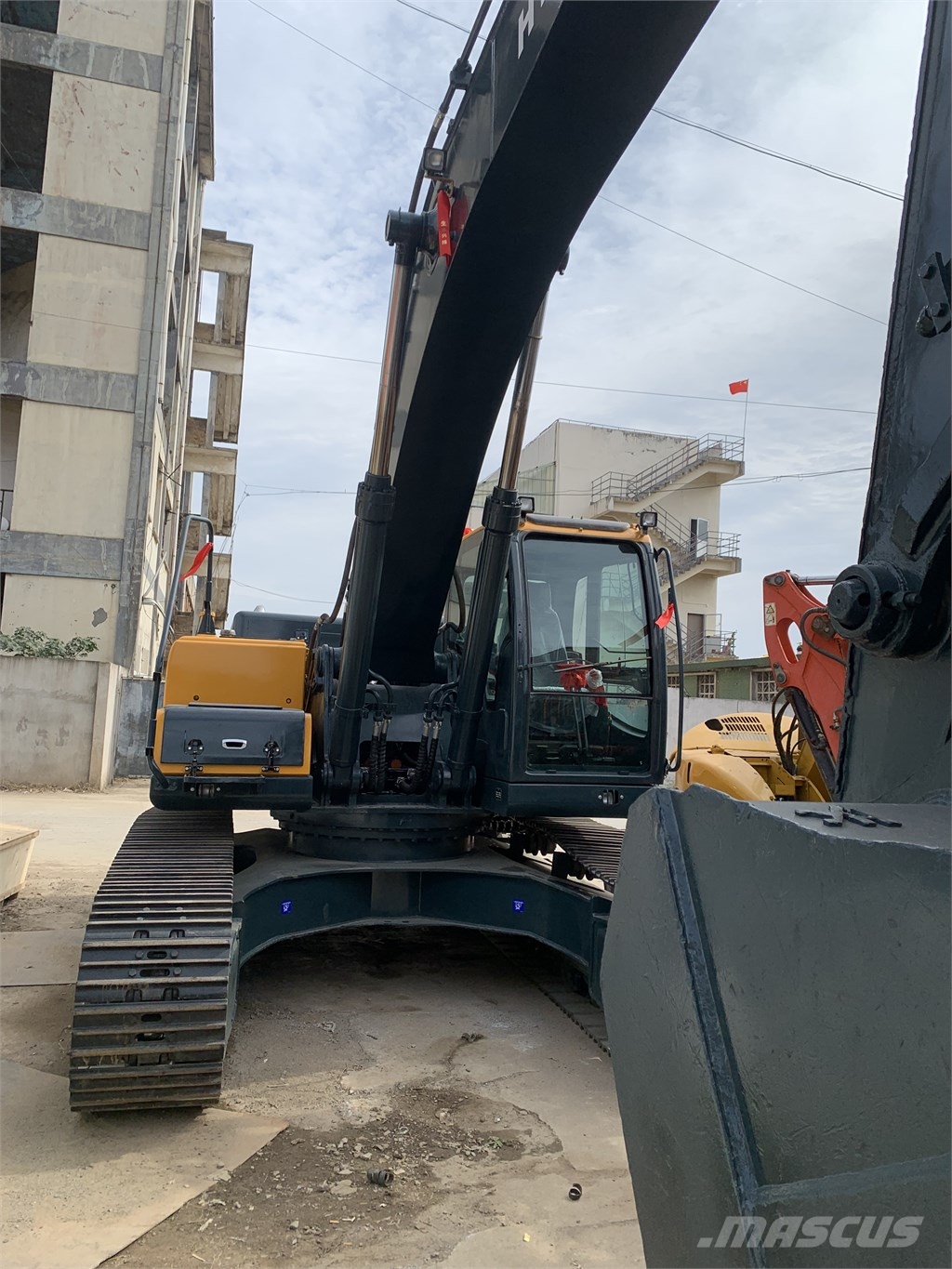Hyundai 305LC-9T Minigraafmachines < 7t