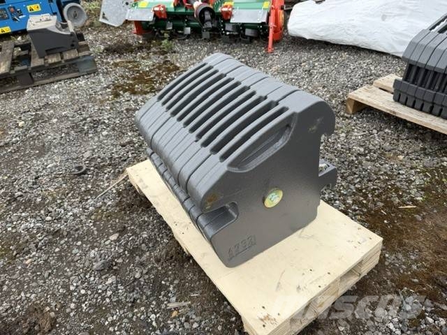 Massey Ferguson 12 X 55KG FRONT WEIGHTS Frontgewichte