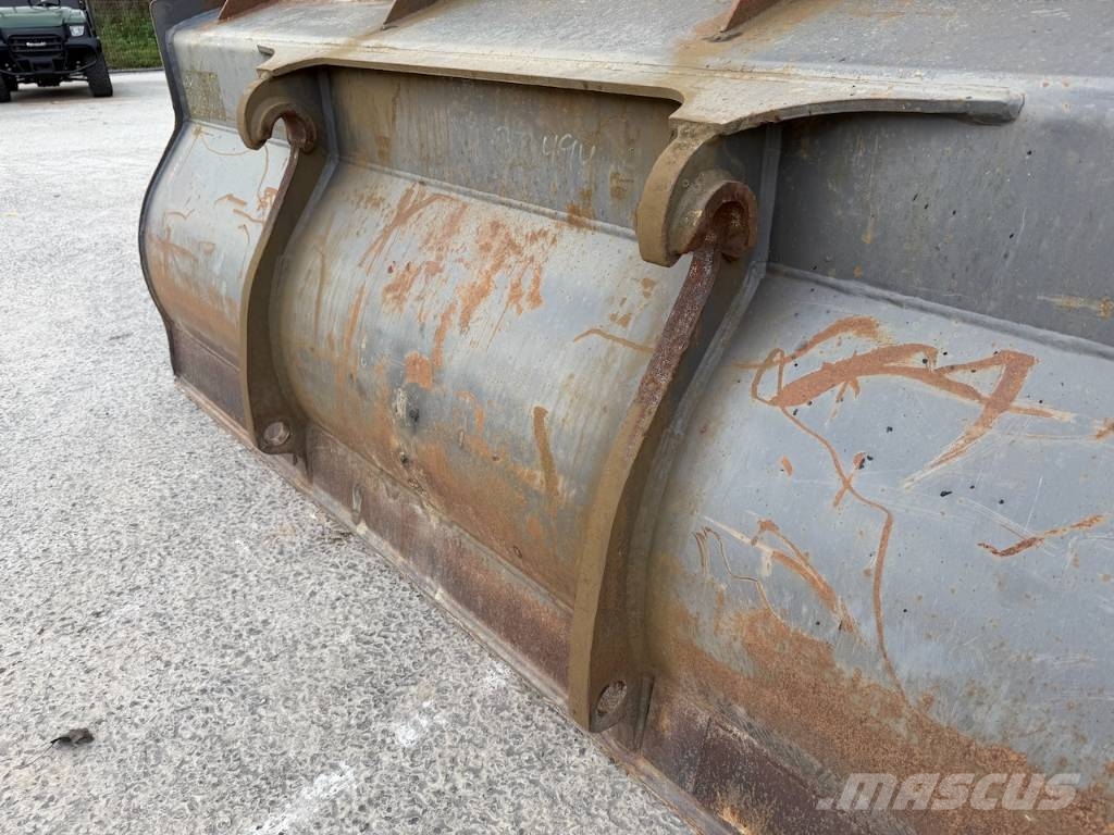 Volvo Loading bucket 267cm Volvo q/c connection Kausi