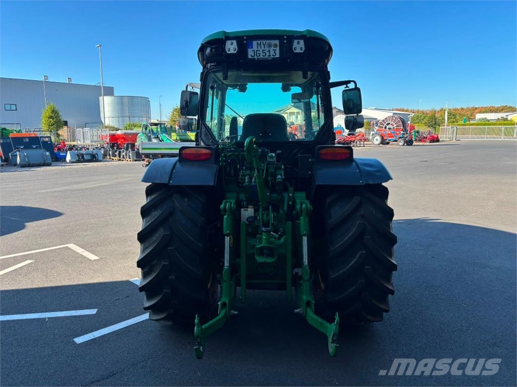 John Deere 5130ML Tractors