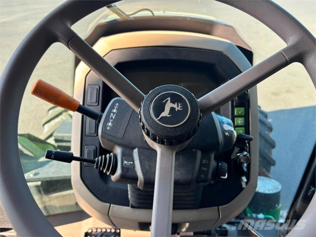 John Deere 5130ML Tractors