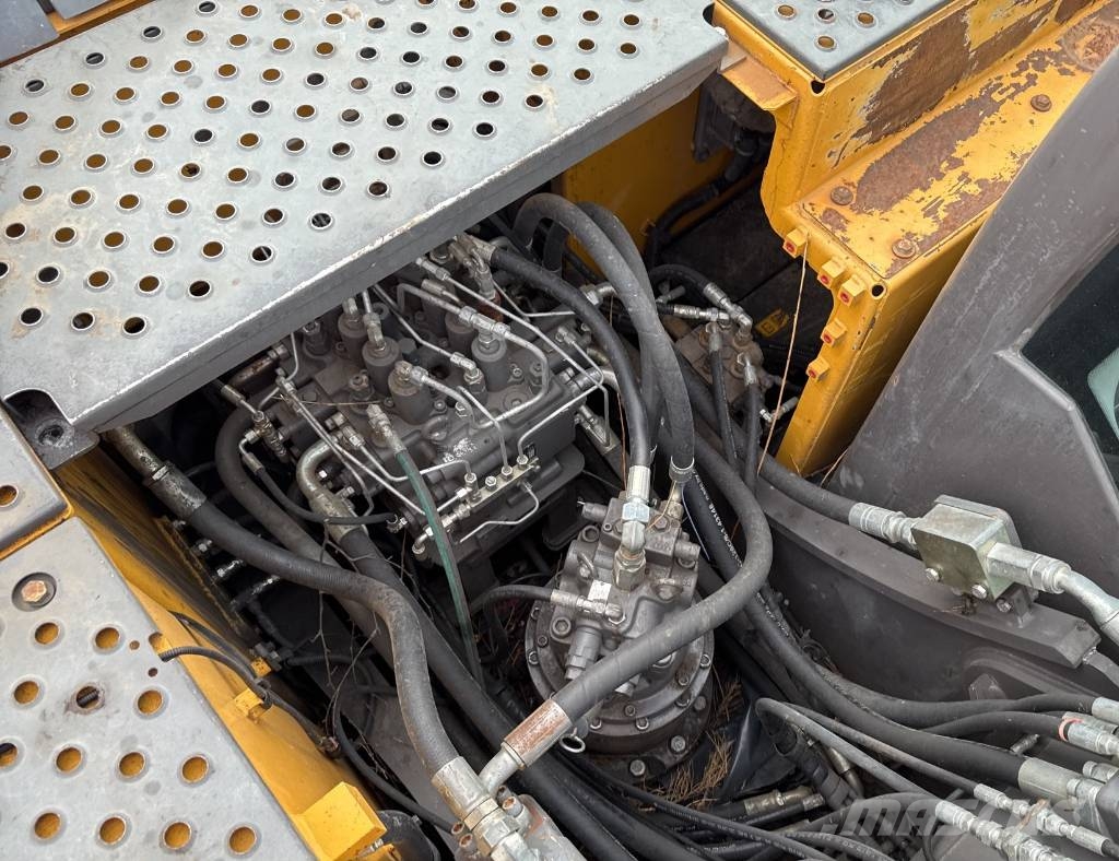 Volvo EC 220 E Excavadoras de cadenas