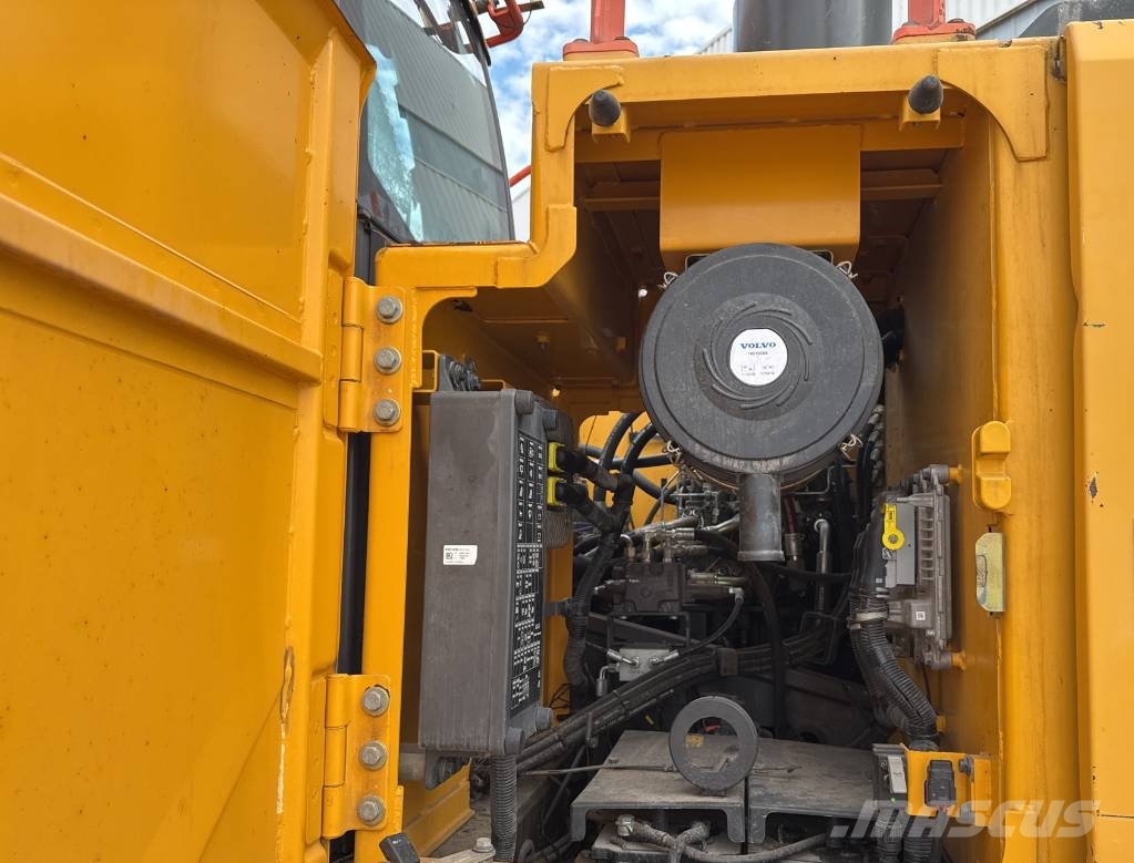 Volvo EC 220 E Excavadoras de cadenas