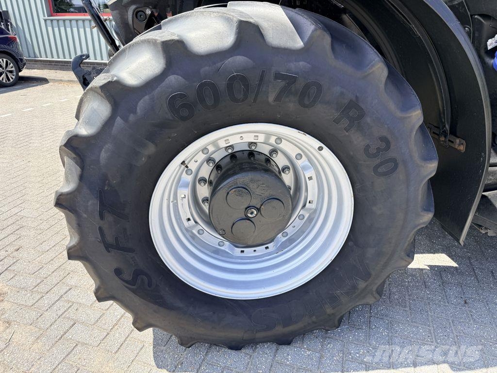 Case IH IH Optum 300 CVX Stage V GPS RTK Traktory