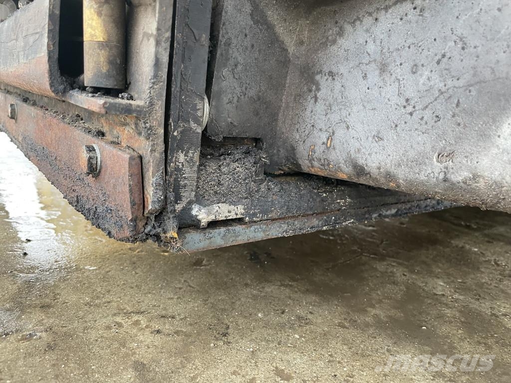 Volvo P7820C Asfaltni finišerji