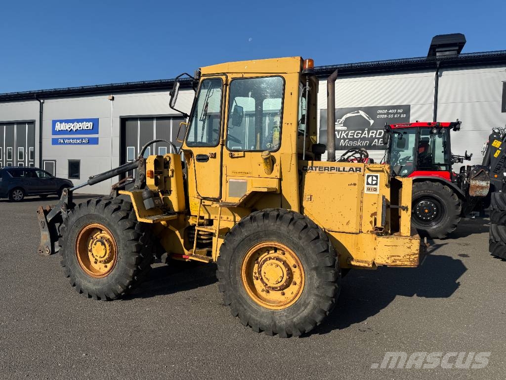 CAT 910 Pyöräkuormaajat