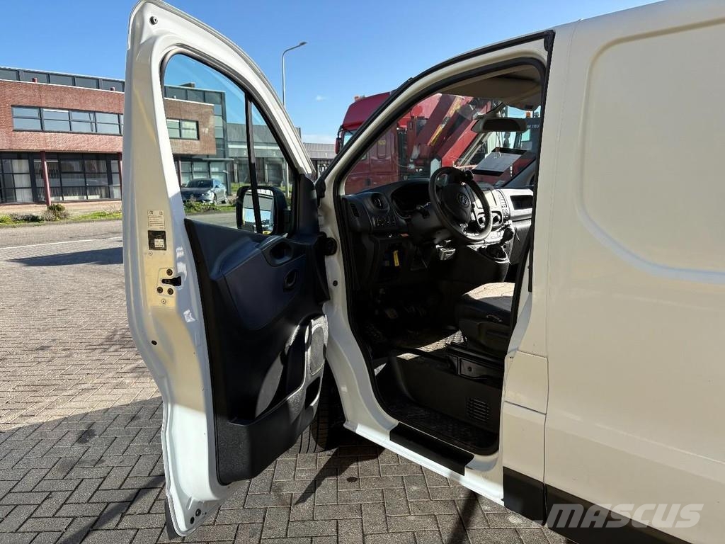 Opel Vivaro 1600 cc + 120 HP + EURO 5 + MANUAL Zabojni kombi