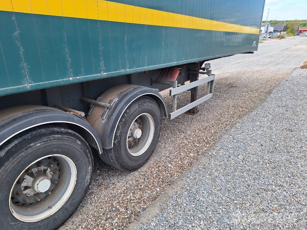 AMT TK400 4 akslet 60m3 tiptrailer Kallur-poolhaagised