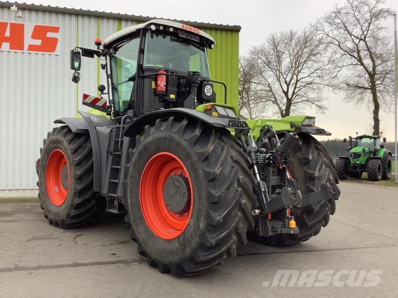 CLAAS XERION 4200 TRAC VC Tractoren
