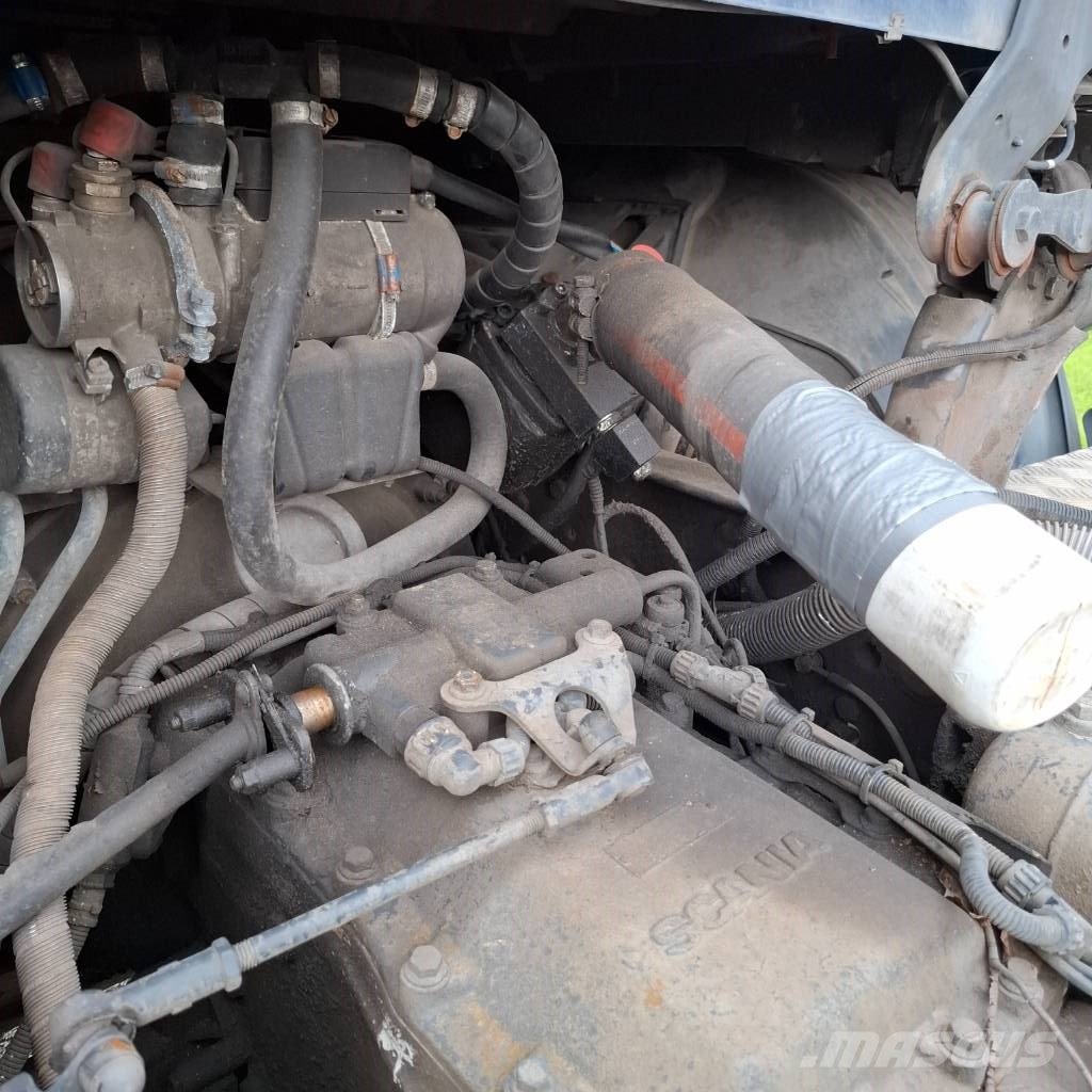 Scania P114GB 6X2 4500 Шасі з кабіною