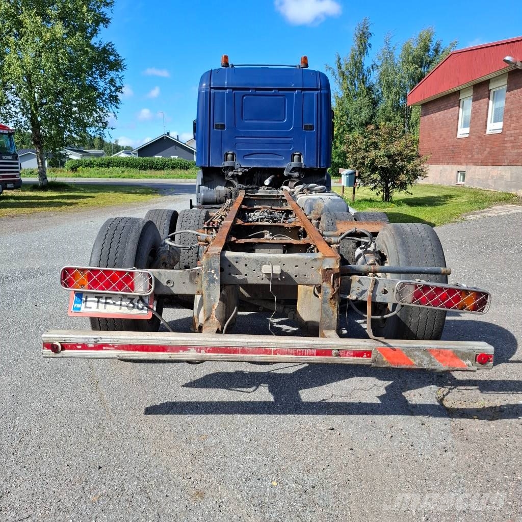 Scania P114GB 6X2 4500 Шасі з кабіною