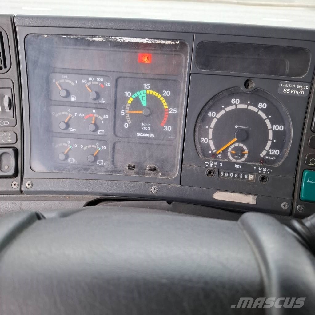 Scania P114GB 6X2 4500 Шасі з кабіною