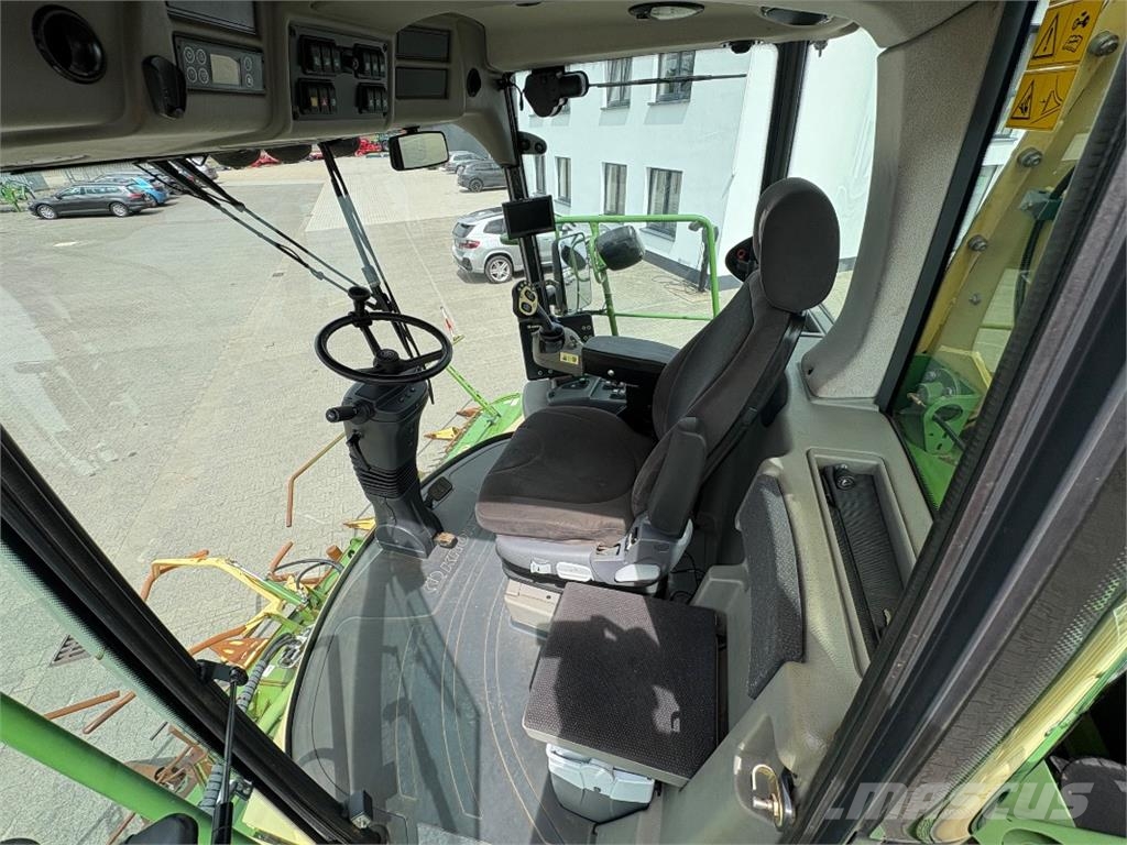 Krone BIG X 600 *MAN V8* Kombajni za stočnu hranu