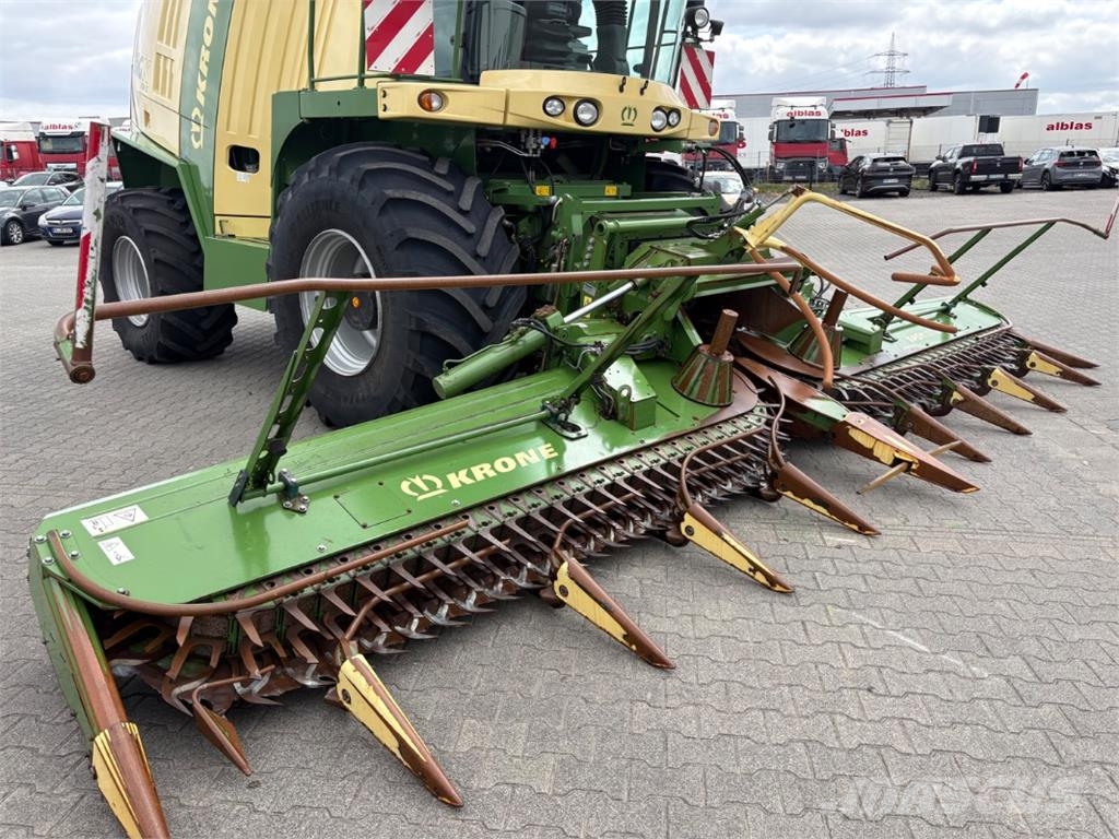 Krone BIG X 600 *MAN V8* Kombajni za stočnu hranu